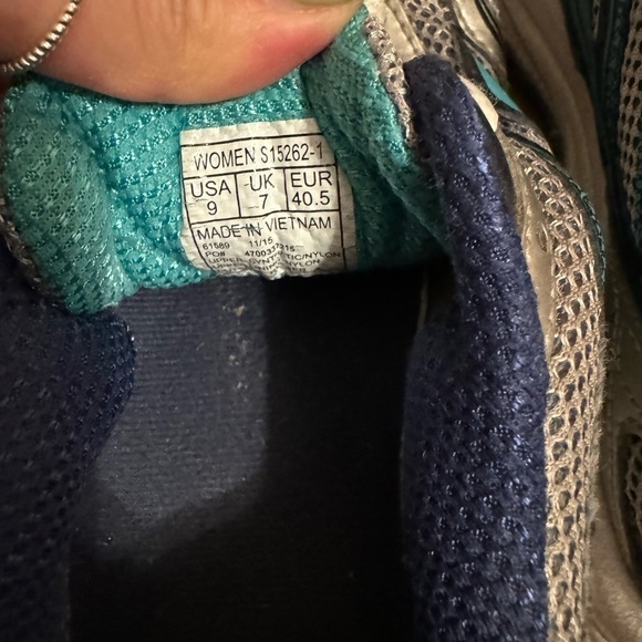 Saucony Blue, grey and white sneakers size 9 - Picture 9 of 9